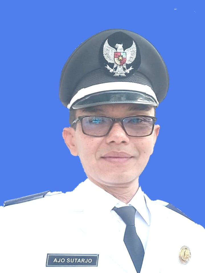 Foto Kepala Desa Ajo Sutarjo, S.Pd., M.Pd